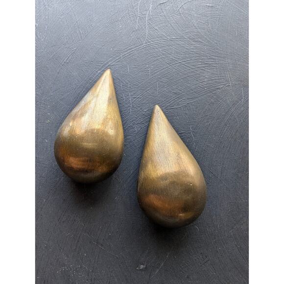 Vtg Jay Feinberg Strongwater MASSIVE Modernist Brass Teardrop Clip On Earrings - Picture 2 of 7